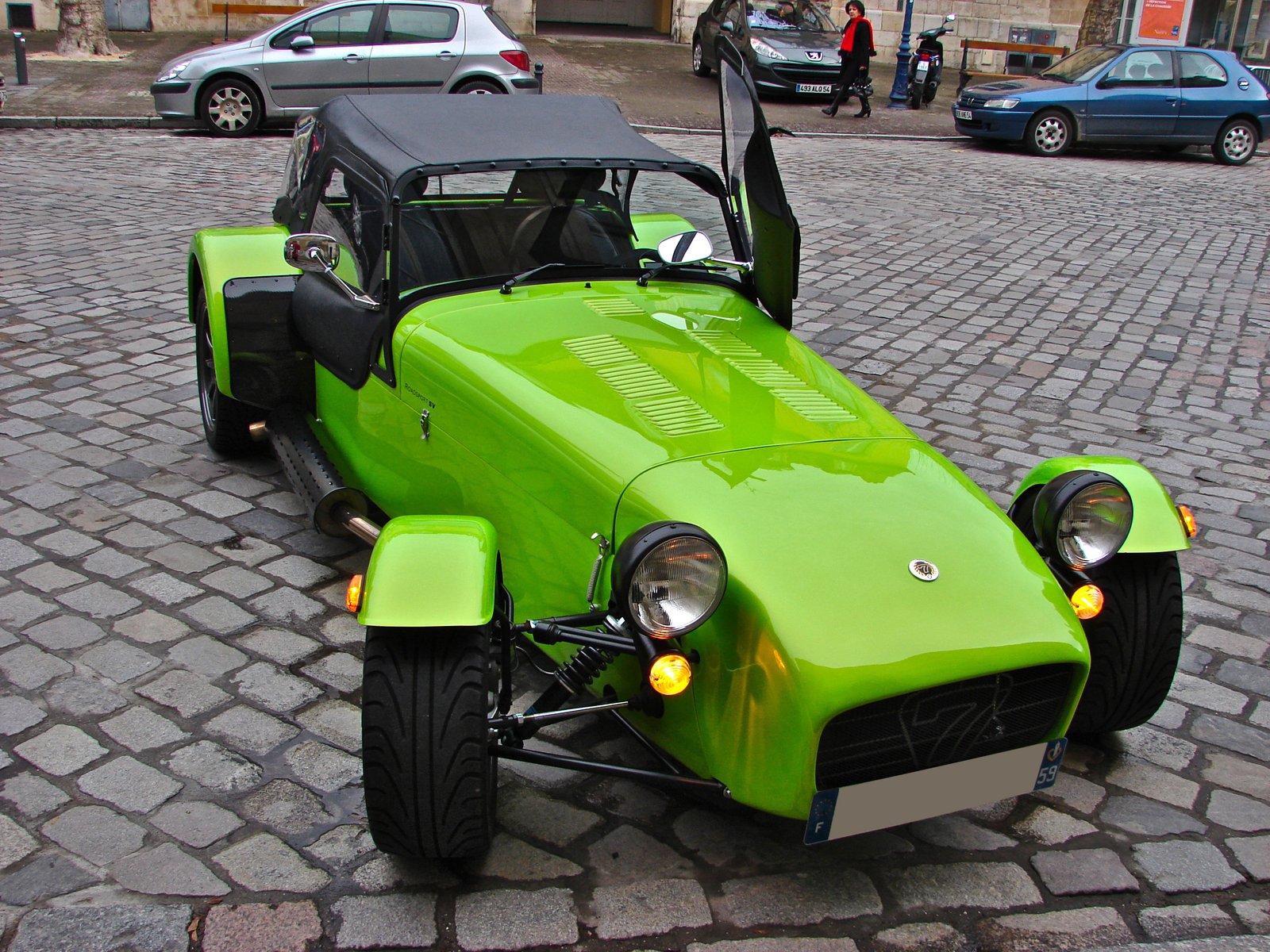 Super Seven Roadsport SV image